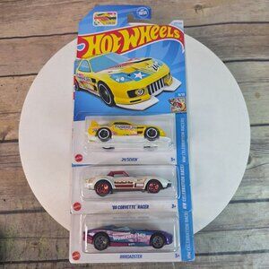 Hot Wheels Hw Celebration Racers 3 Car Set 24/Seven Friendship Day 69 Corvette R